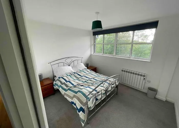 2 Bed City Centre Flat