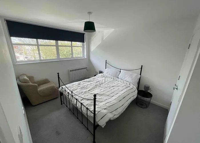 2 Bed City Centre Flat